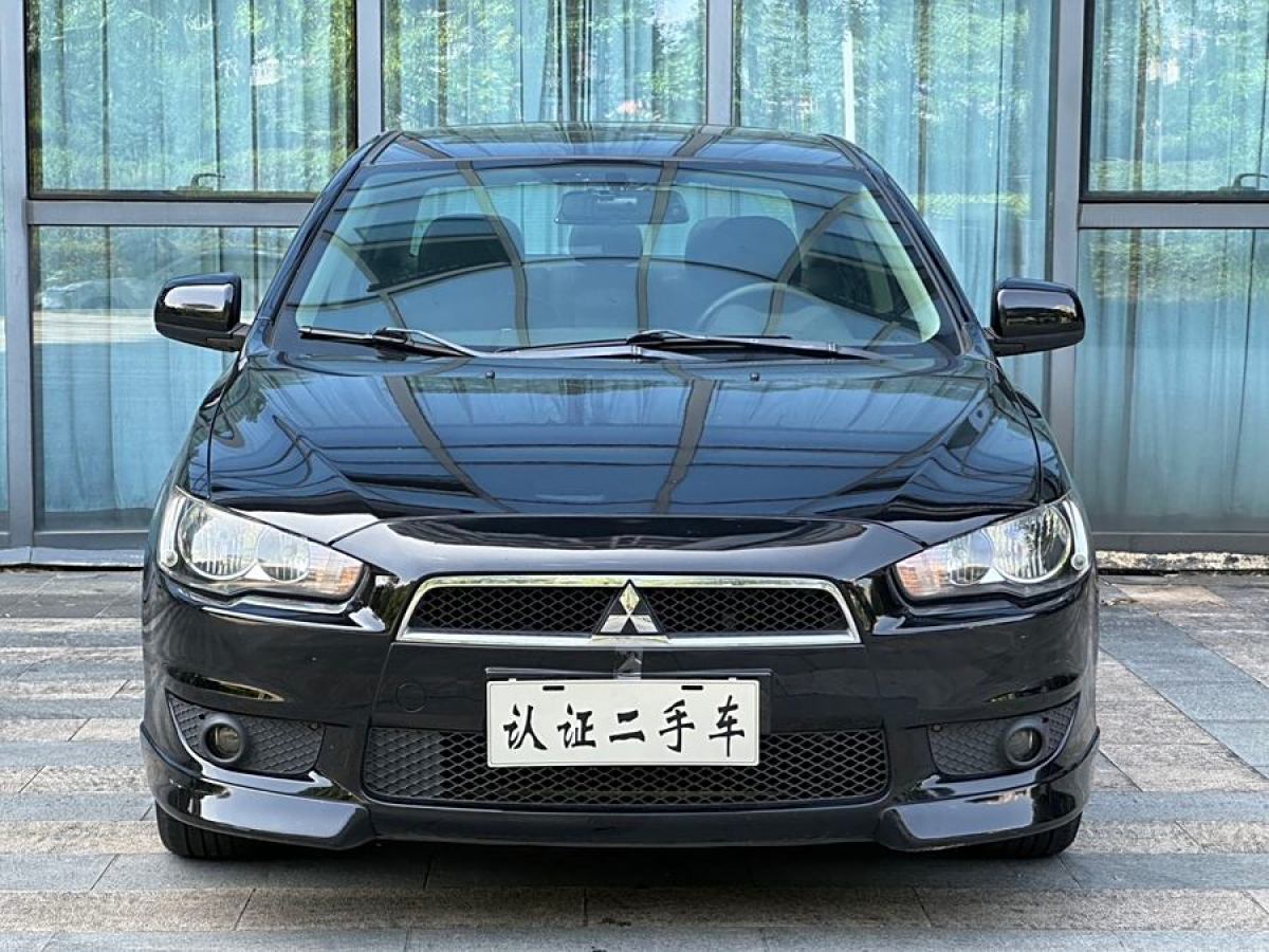 2012年12月三菱 翼神  2012款 致尚版 1.8L CVT豪華型