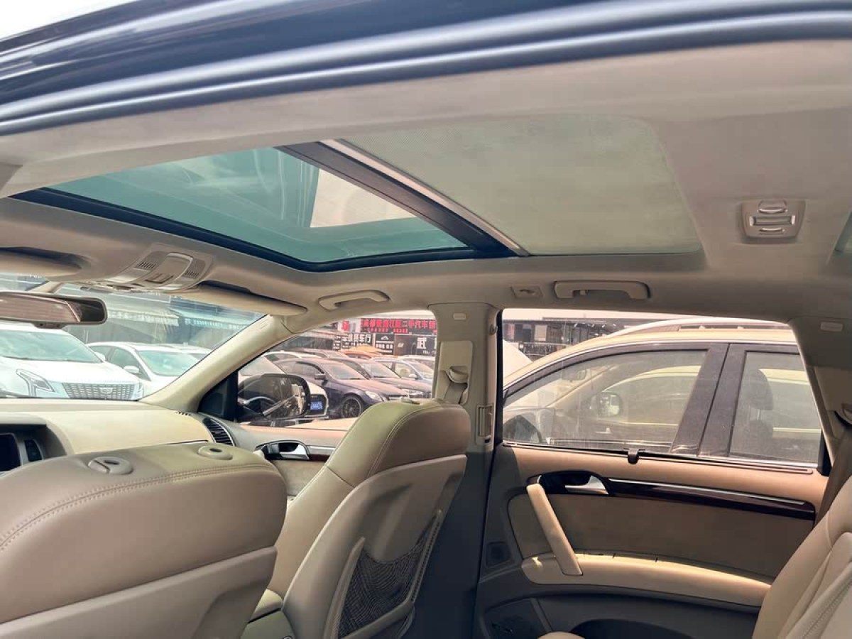 奧迪 奧迪Q7  2012款 3.0 TFSI 技術(shù)型(200kW)圖片