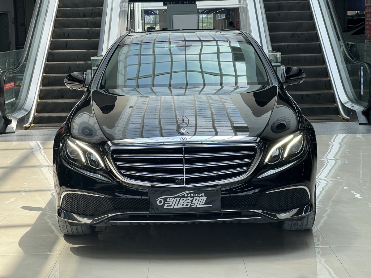 奔馳 奔馳E級(jí)  2020款 E 300 L 豪華型圖片