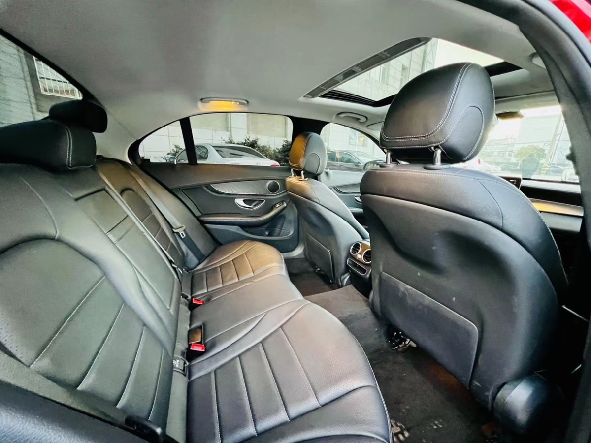 2019年1月奔驰 奔驰C级  2020款 改款 C 200 L 动感型运动版