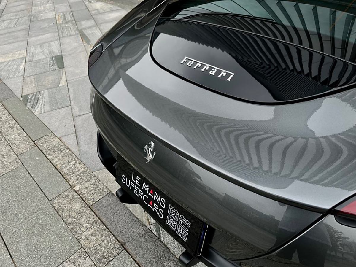 法拉利 Roma  2020款 3.9T V8圖片