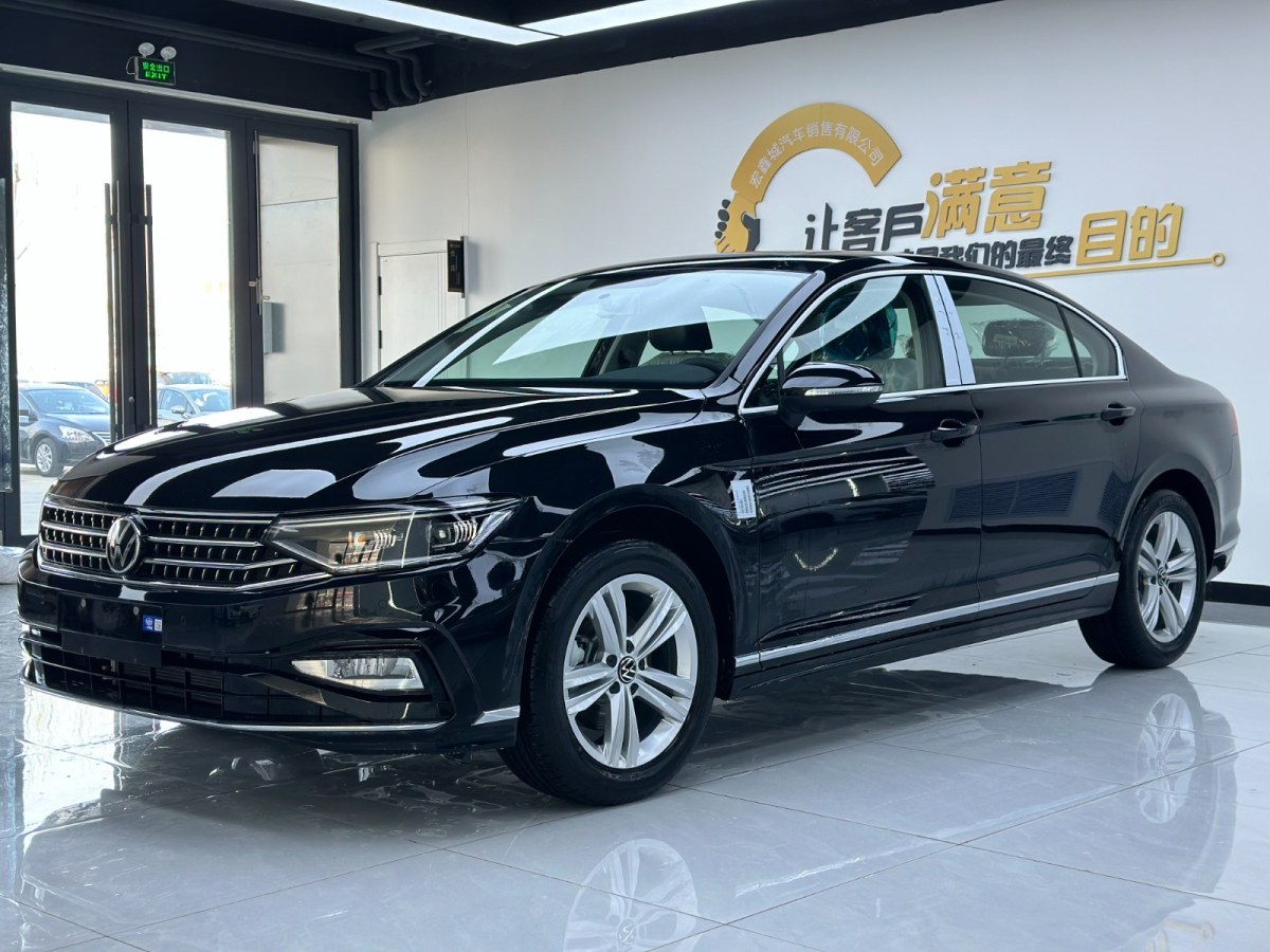 大眾 邁騰  2023款 200萬(wàn)輛紀(jì)念版 280TSI DSG領(lǐng)先型圖片