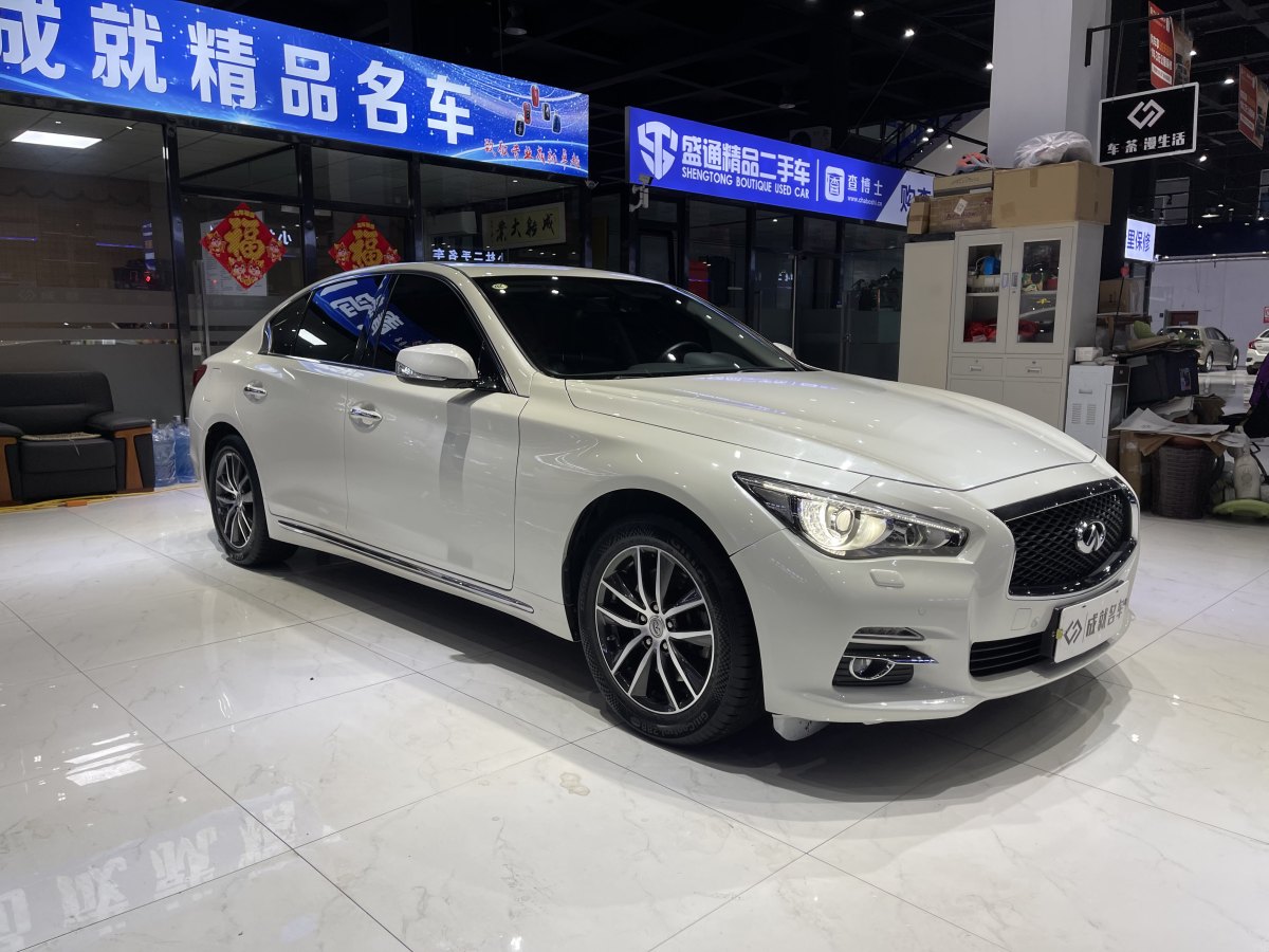 英菲尼迪 Q50L  2016款 2.0T 悅享版圖片