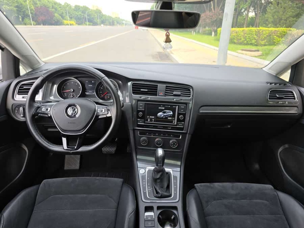 大眾 高爾夫  2018款 230TSI 自動豪華型圖片