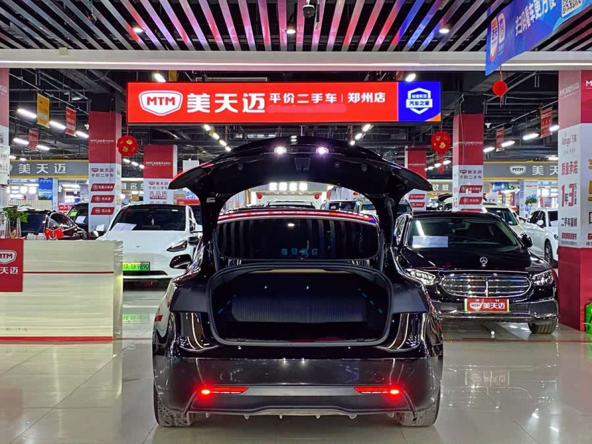特斯拉 Model 3  2023款 煥新版 后輪驅(qū)動圖片