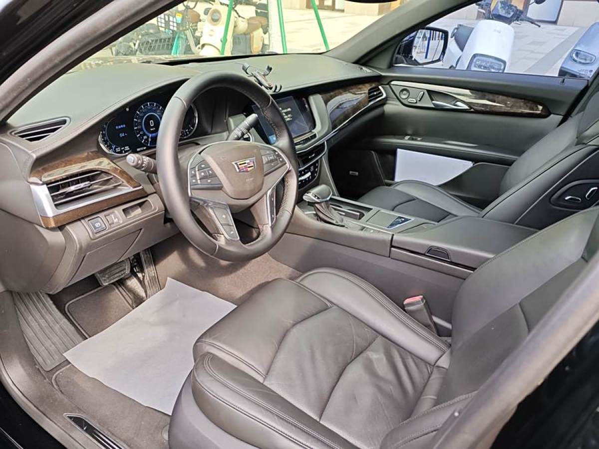 凱迪拉克 CT6  2017款 28T 豪華型圖片