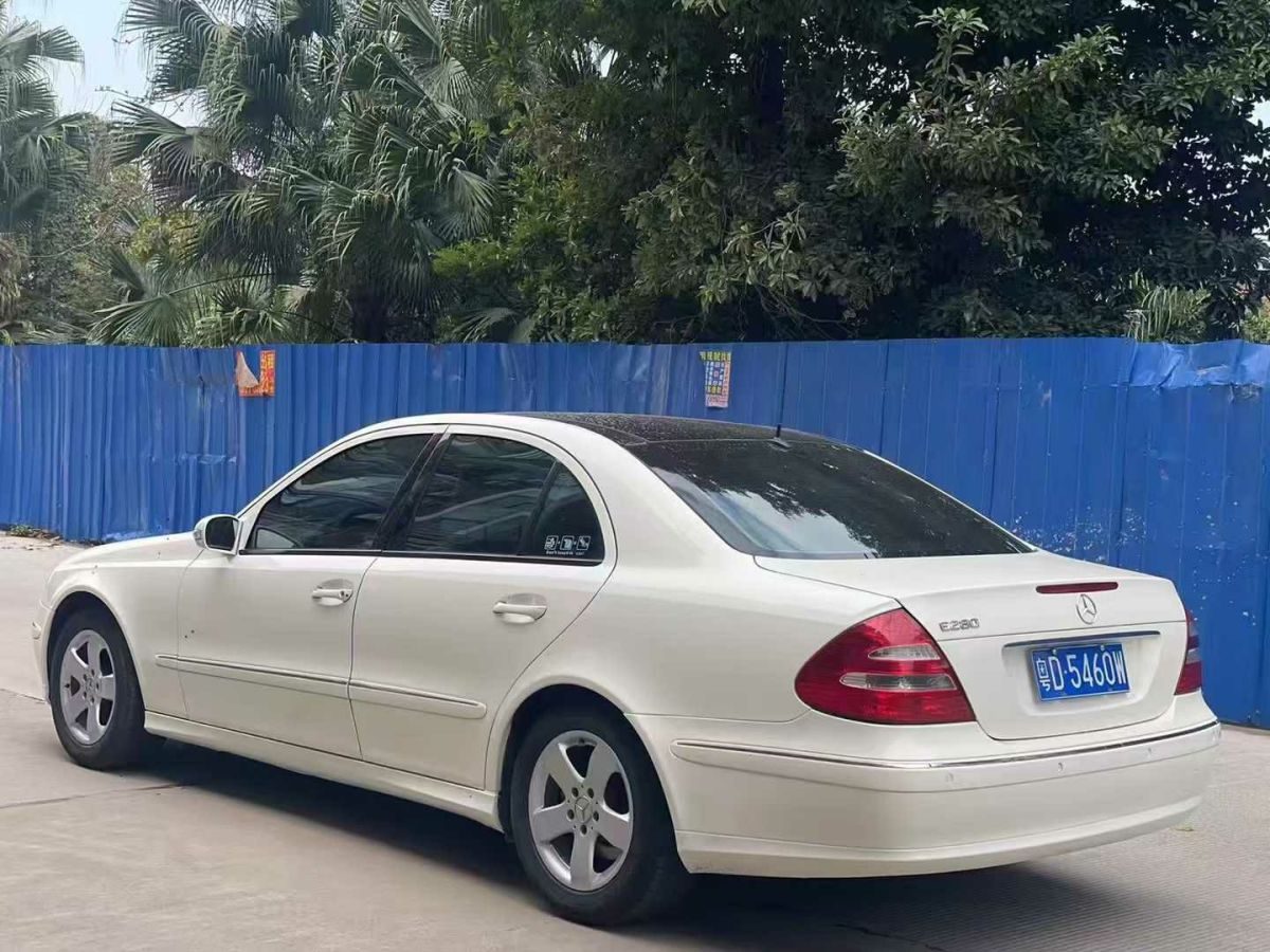 奔馳 奔馳E級  2006款 E 350 優(yōu)雅型圖片