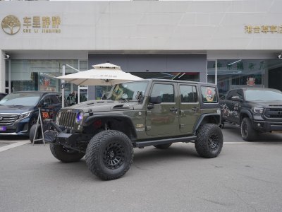 2016年3月 Jeep 牧馬人(進(jìn)口) 3.0L Sahara 四門舒享版圖片