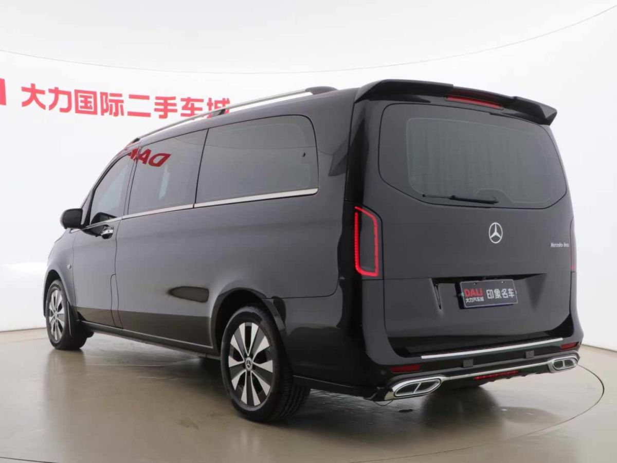 金冠 金冠奔驰V-Class  2023款 2.0T 巴赫图片