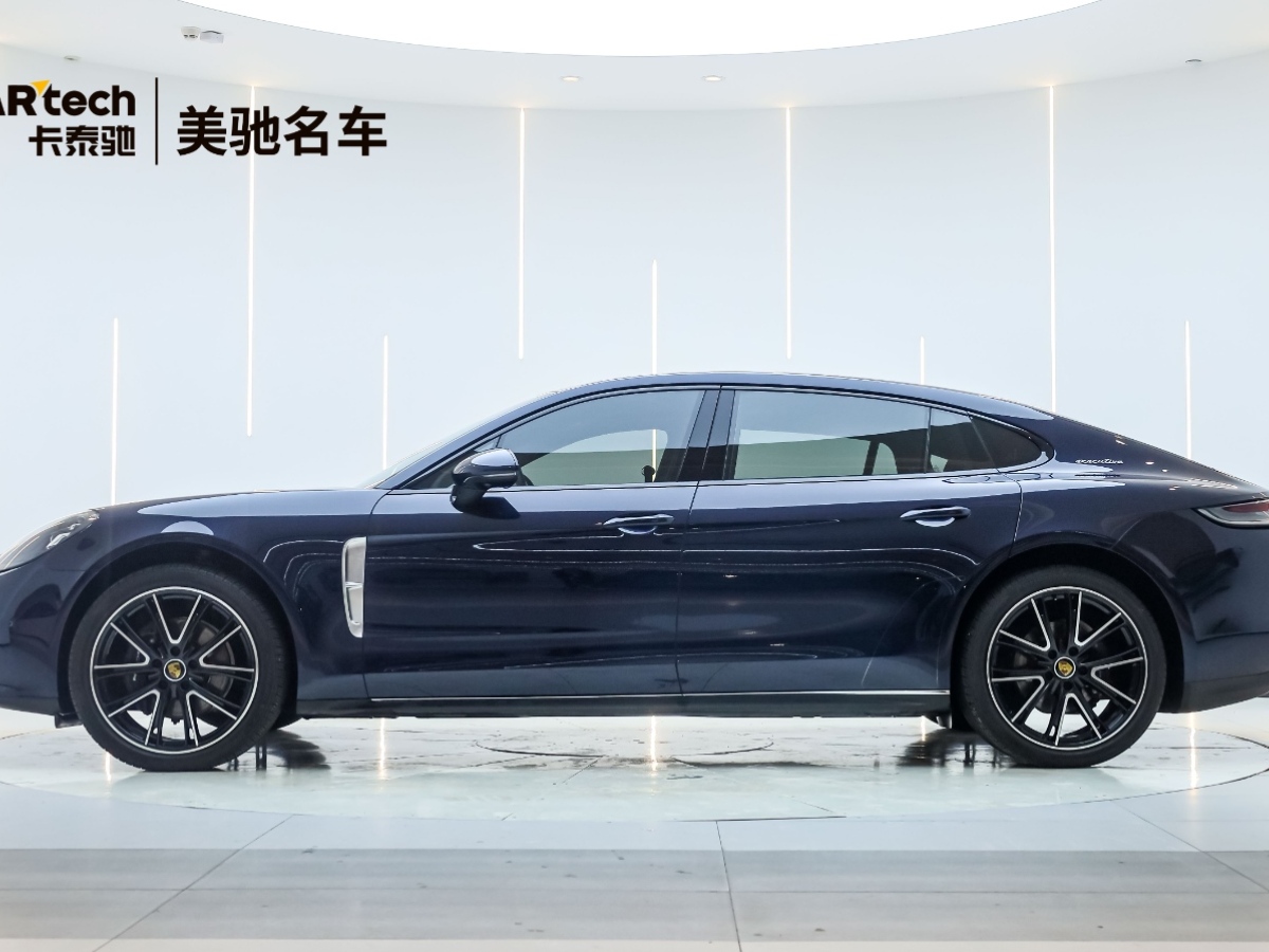 2022年6月保時(shí)捷 Panamera  2022款 Panamera 行政加長(zhǎng)版 2.9T