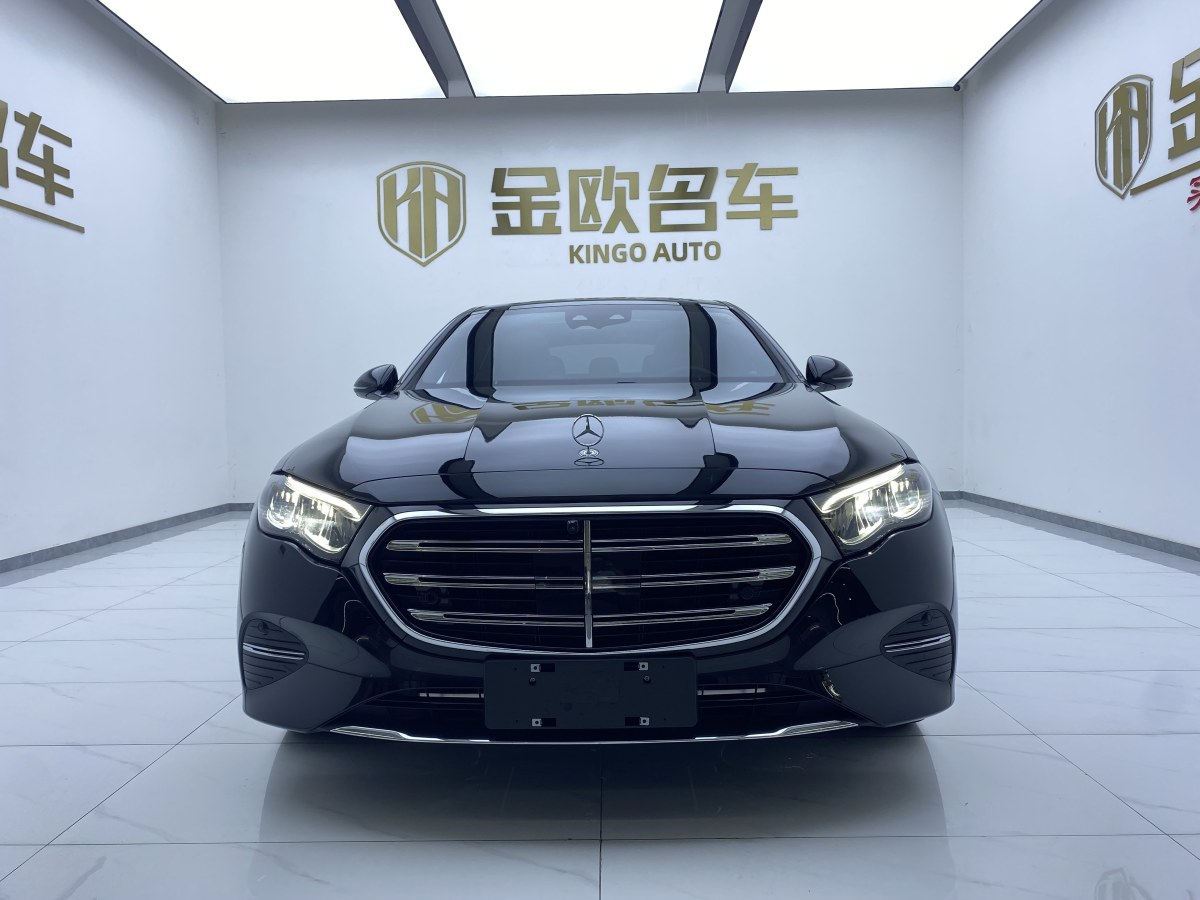 奔馳 奔馳E級(jí)  2024款 E 300 L 時(shí)尚型圖片