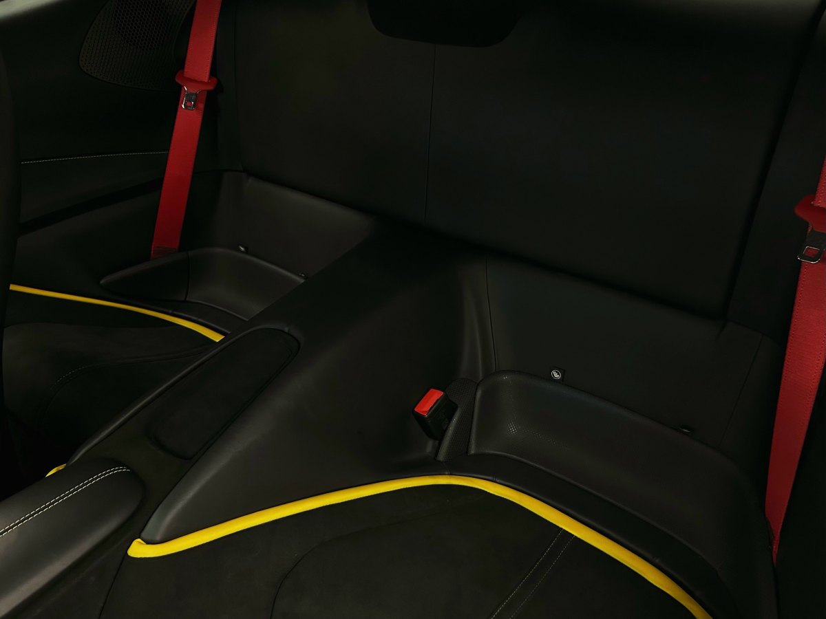 法拉利 Roma  2020款 3.9T V8圖片
