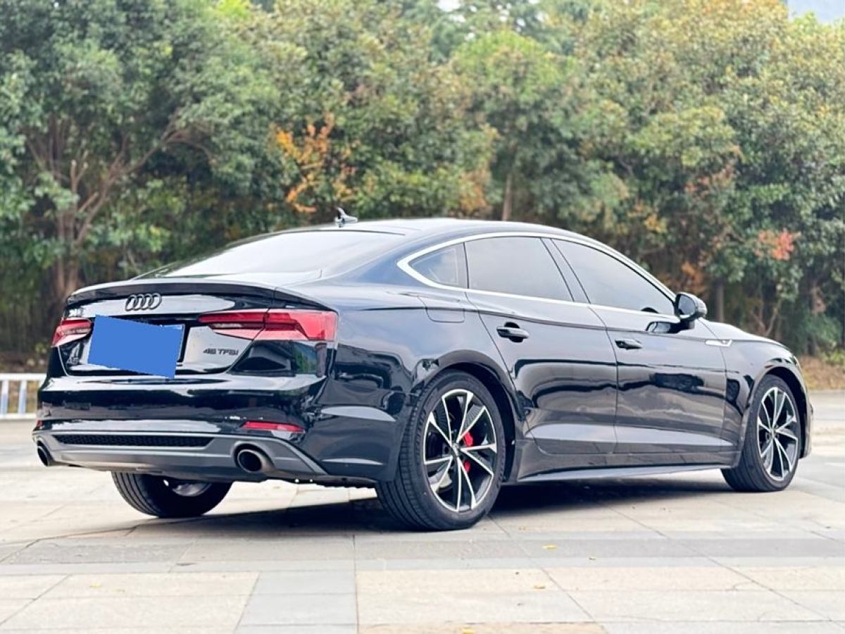 奧迪 奧迪A5  2019款 Sportback 40 TFSI 時(shí)尚型圖片