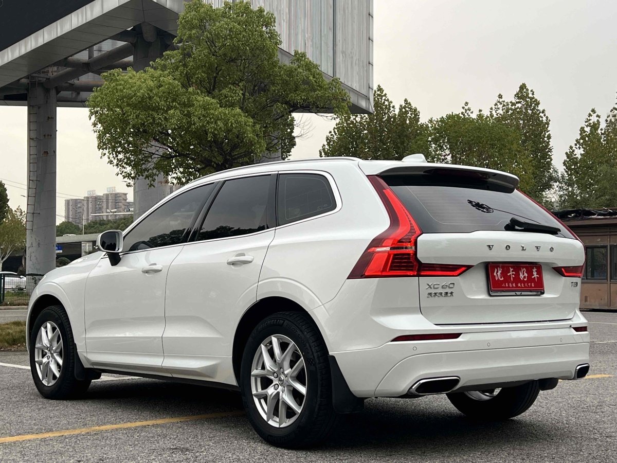 沃爾沃 XC60  2019款  T5 四驅(qū)智逸版 國VI圖片