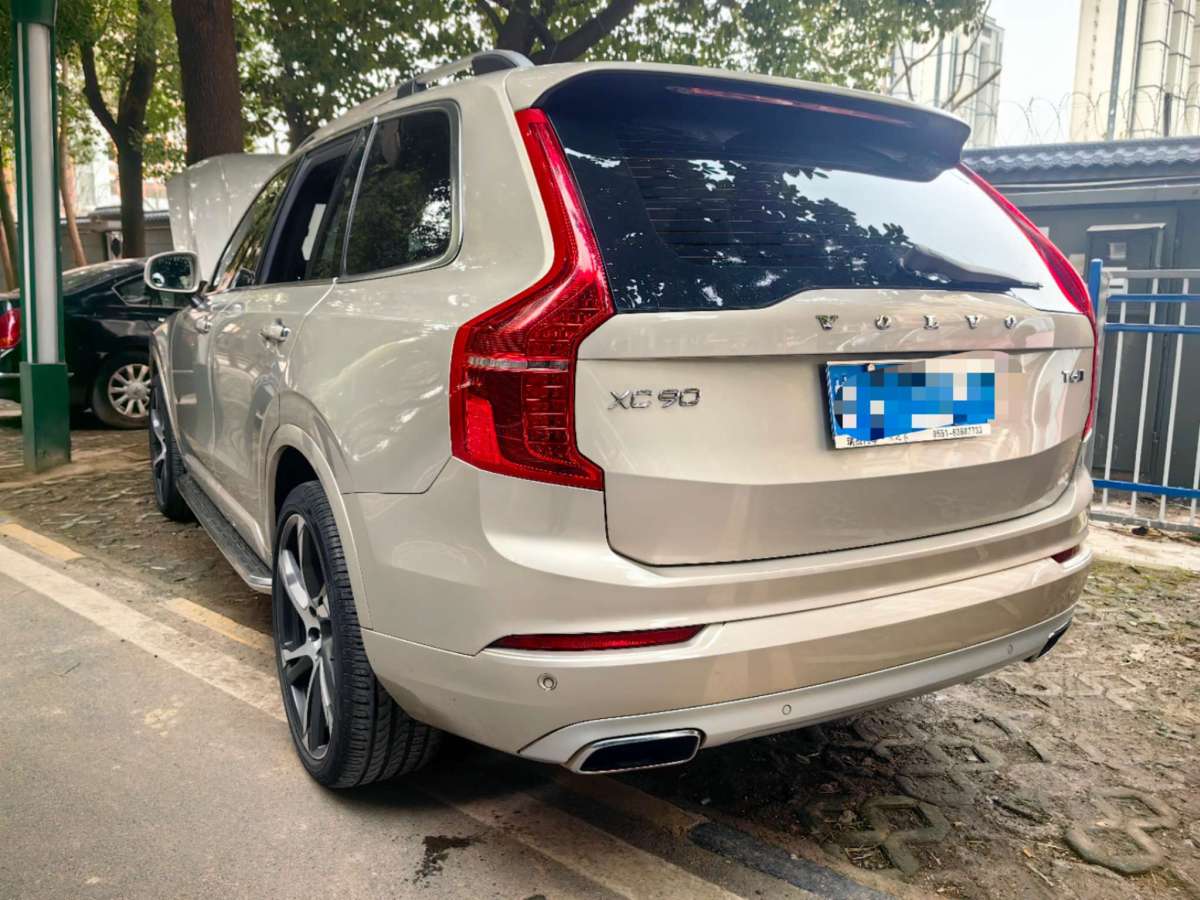 沃爾沃 XC90  2025款 B5 智行豪華版 7座圖片