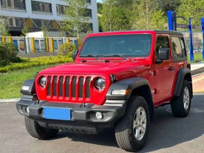 Jeep 牧马人(进口) 2.0T Sahara 两门版 国VI图片