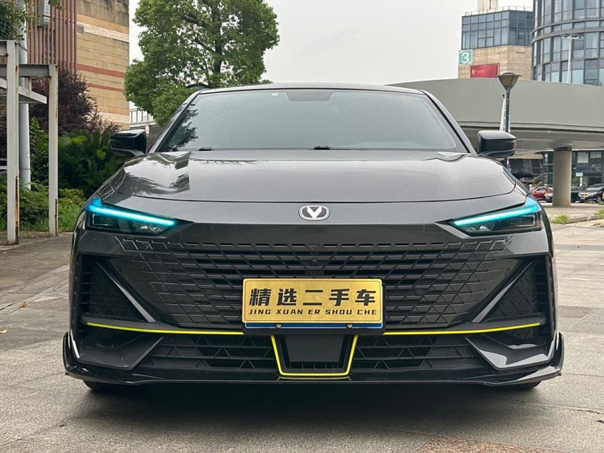 長安 長安UNI-V  2022款 1.5T 卓越型圖片