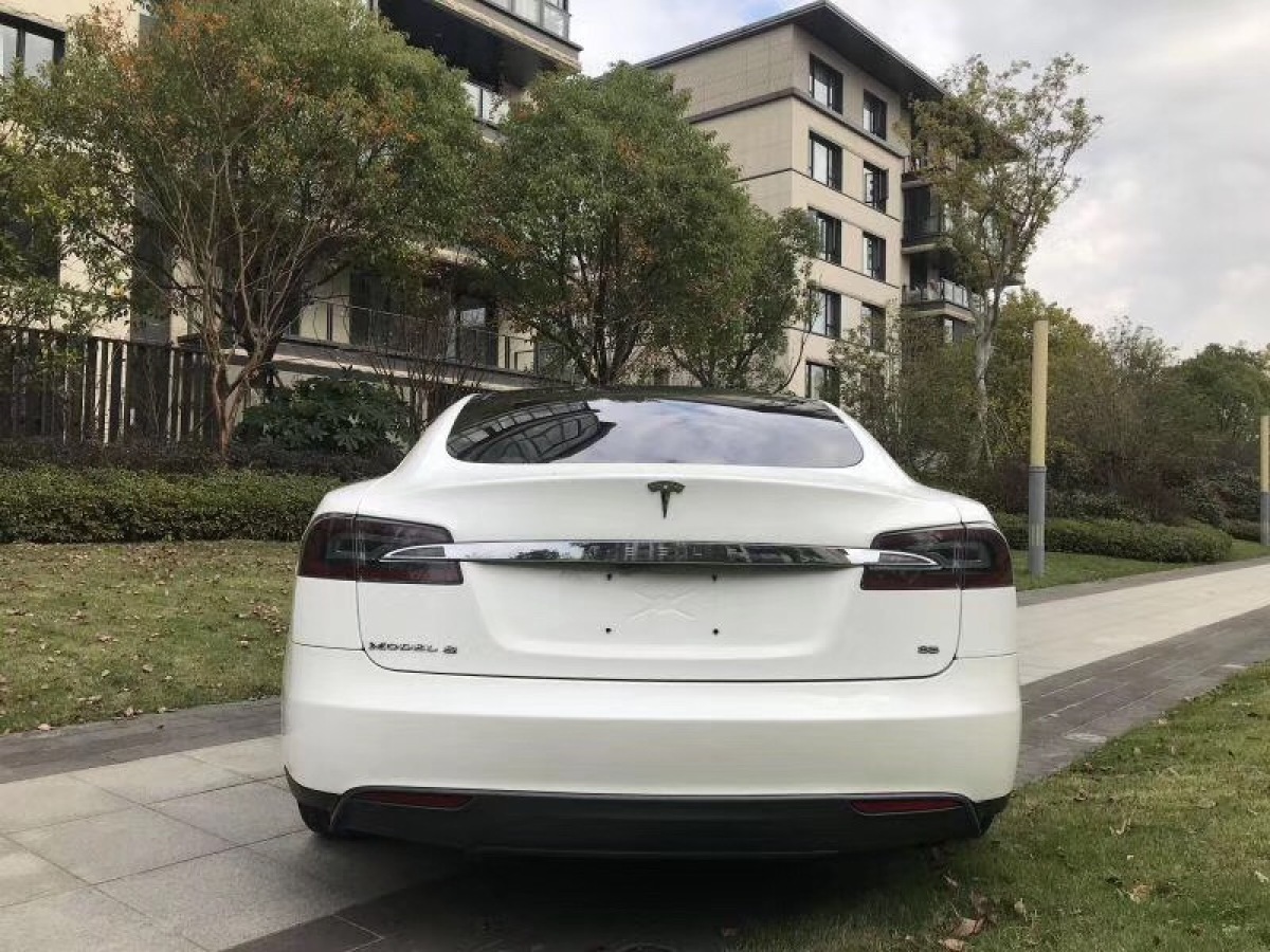 2014年6月特斯拉 model s p85d