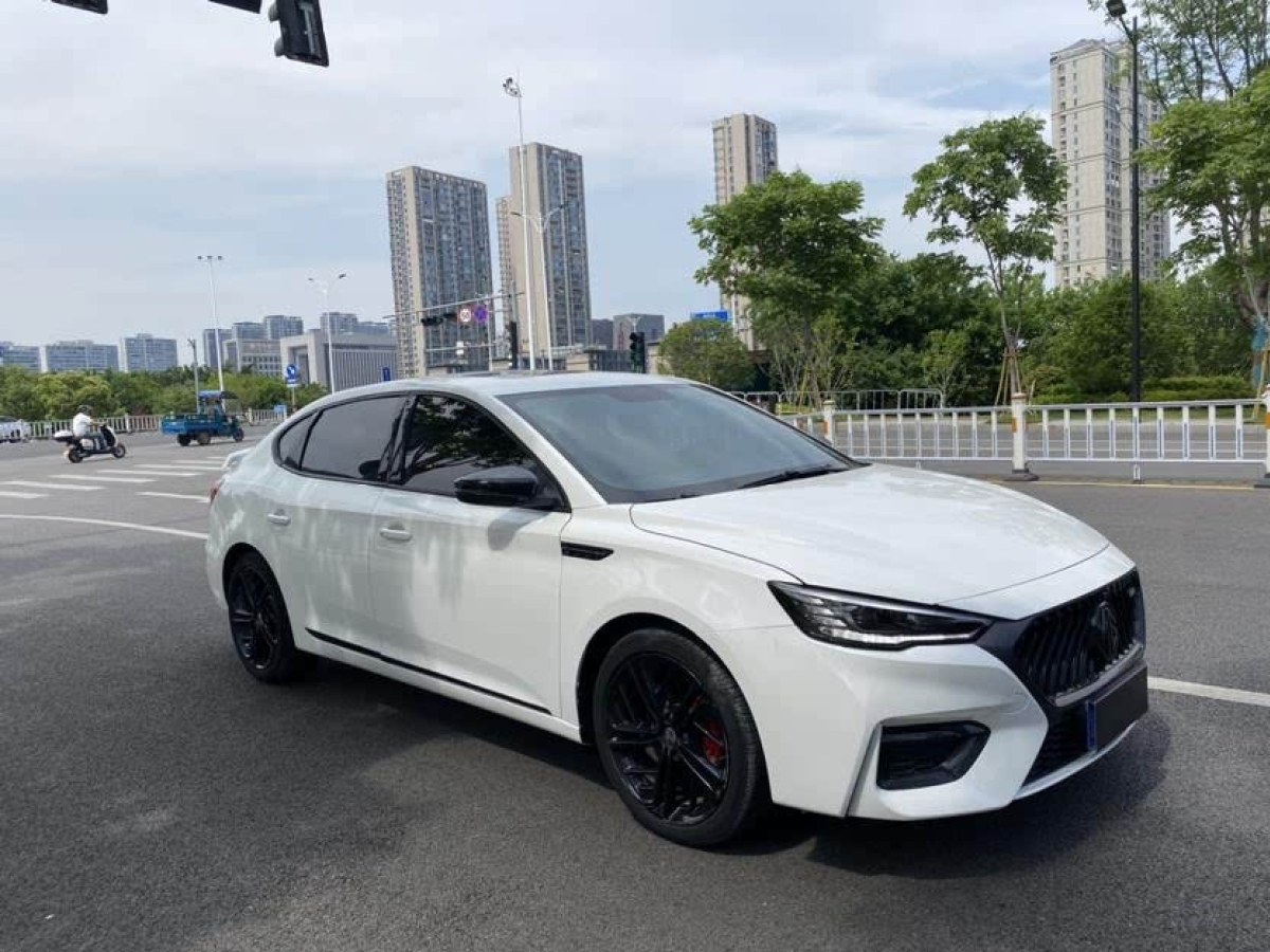 名爵 名爵6新能源  2020款 混動(dòng)領(lǐng)潮豪華版圖片