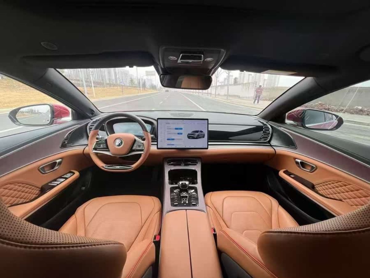 比亞迪 漢  2022款 EV 創(chuàng)世版 610KM四驅(qū)尊享型圖片