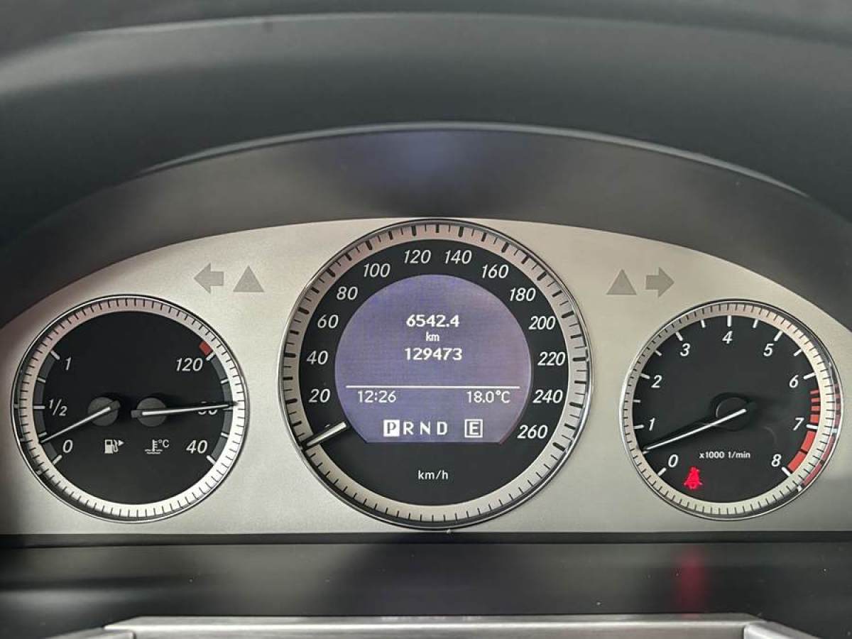 奔馳 奔馳GLK級  2011款 GLK 300 4MATIC 時尚型圖片