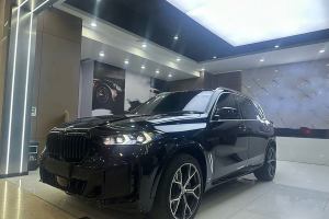 宝马X5 宝马 改款 xDrive 40Li 尊享型M运动套装