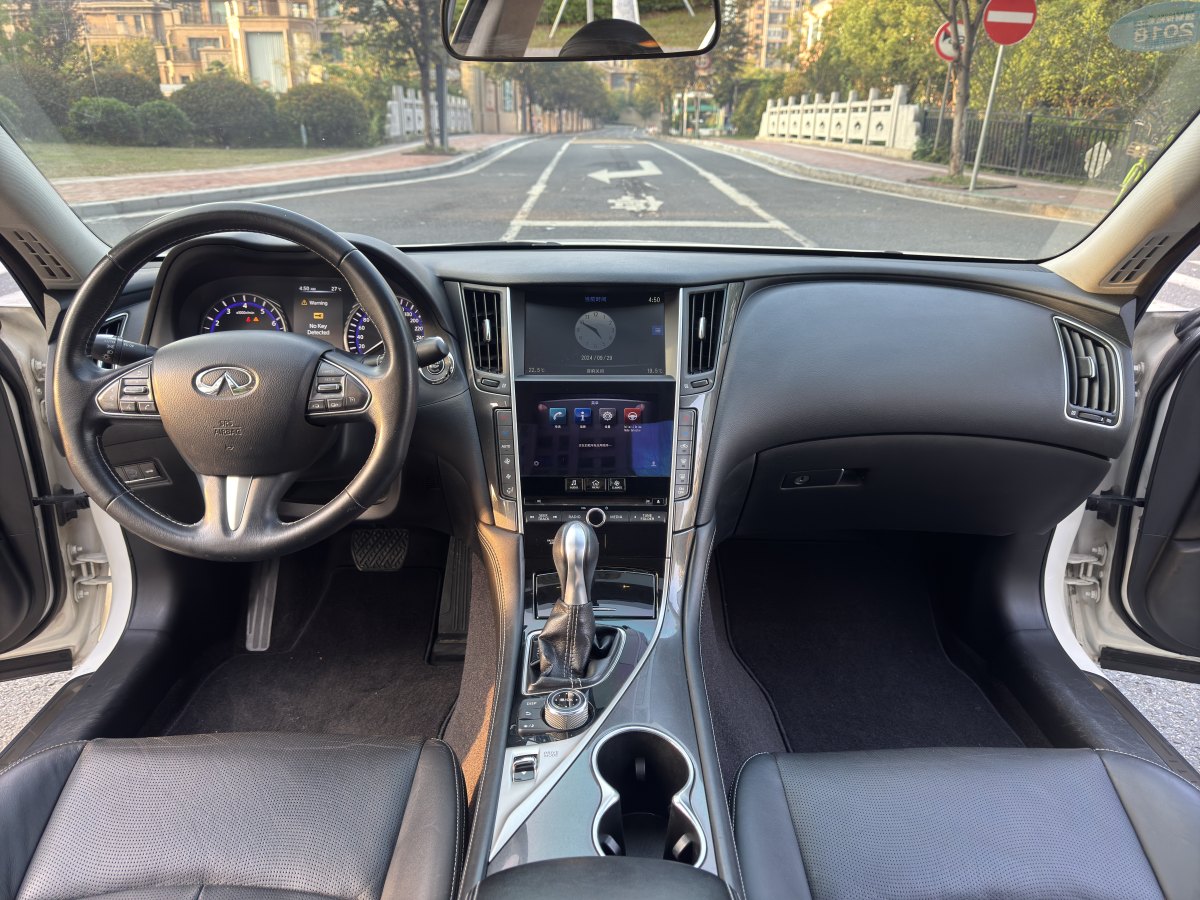 英菲尼迪 Q50  2014款 2.0T 豪華版圖片