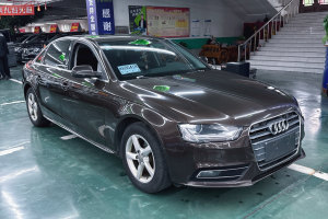 奧迪A4L 奧迪 35 TFSI 自動(dòng)標(biāo)準(zhǔn)型