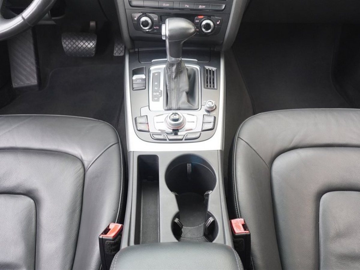 奥迪 奥迪A4  2013款 40 TFSI allroad quattro 豪华型图片