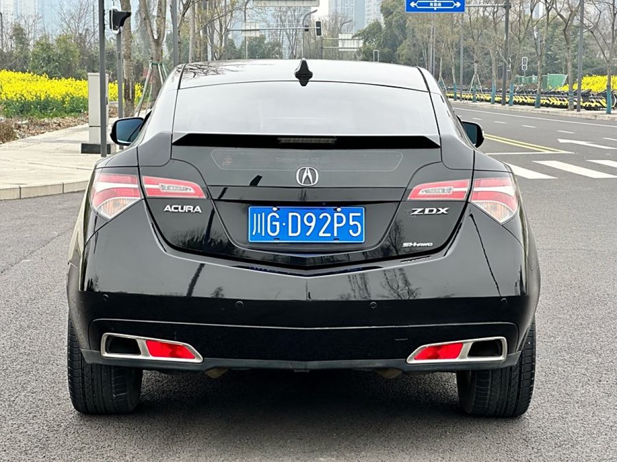 謳歌 ZDX  2012款 3.7 標(biāo)準(zhǔn)版圖片