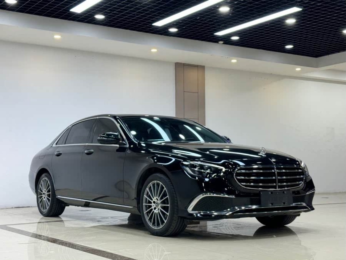 奔馳 奔馳E級(jí)  2023款 改款 E 260 L圖片