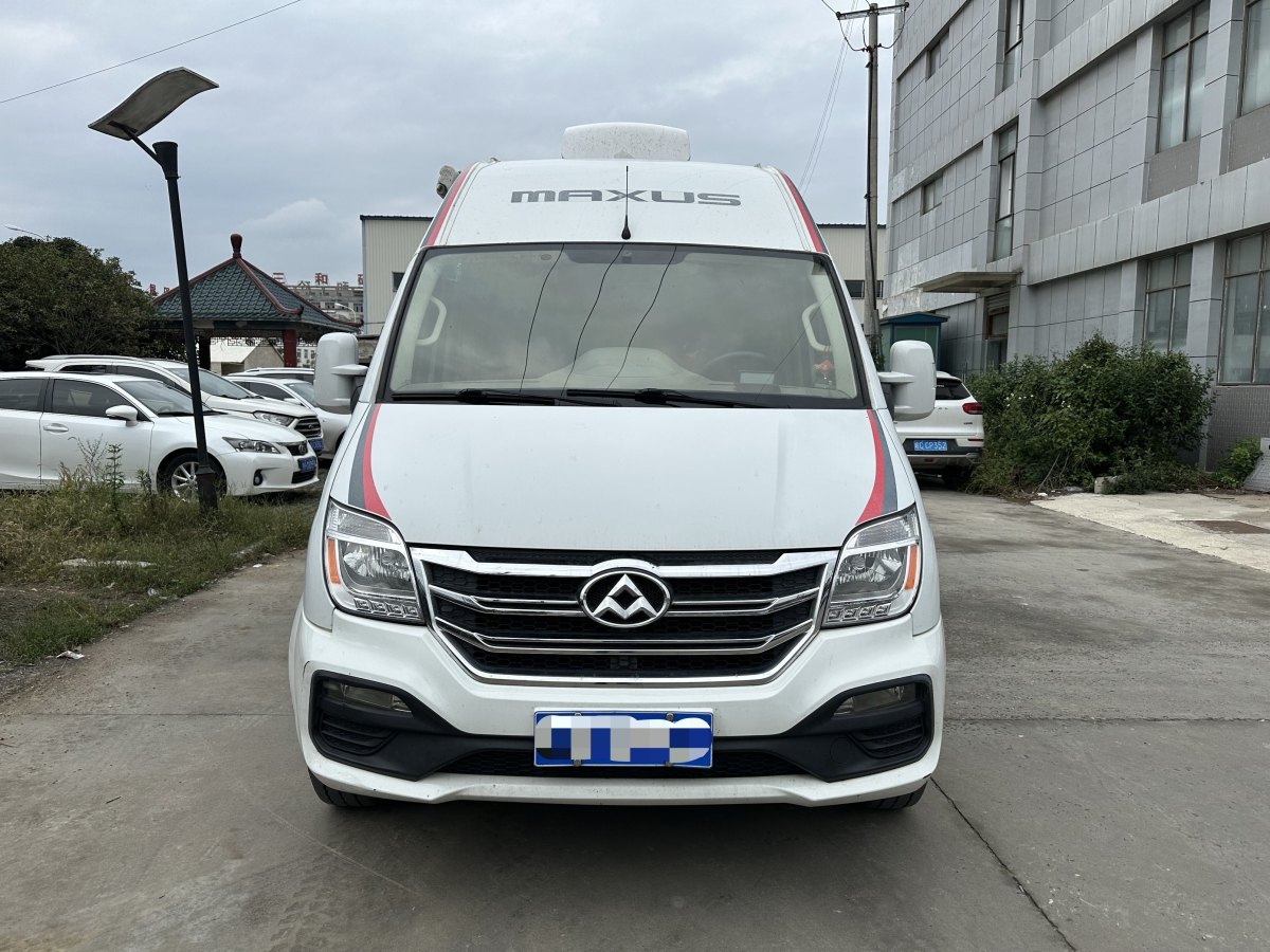 上汽大通 V80  2018款 2.5T AMT精英版長(zhǎng)軸高頂5座圖片