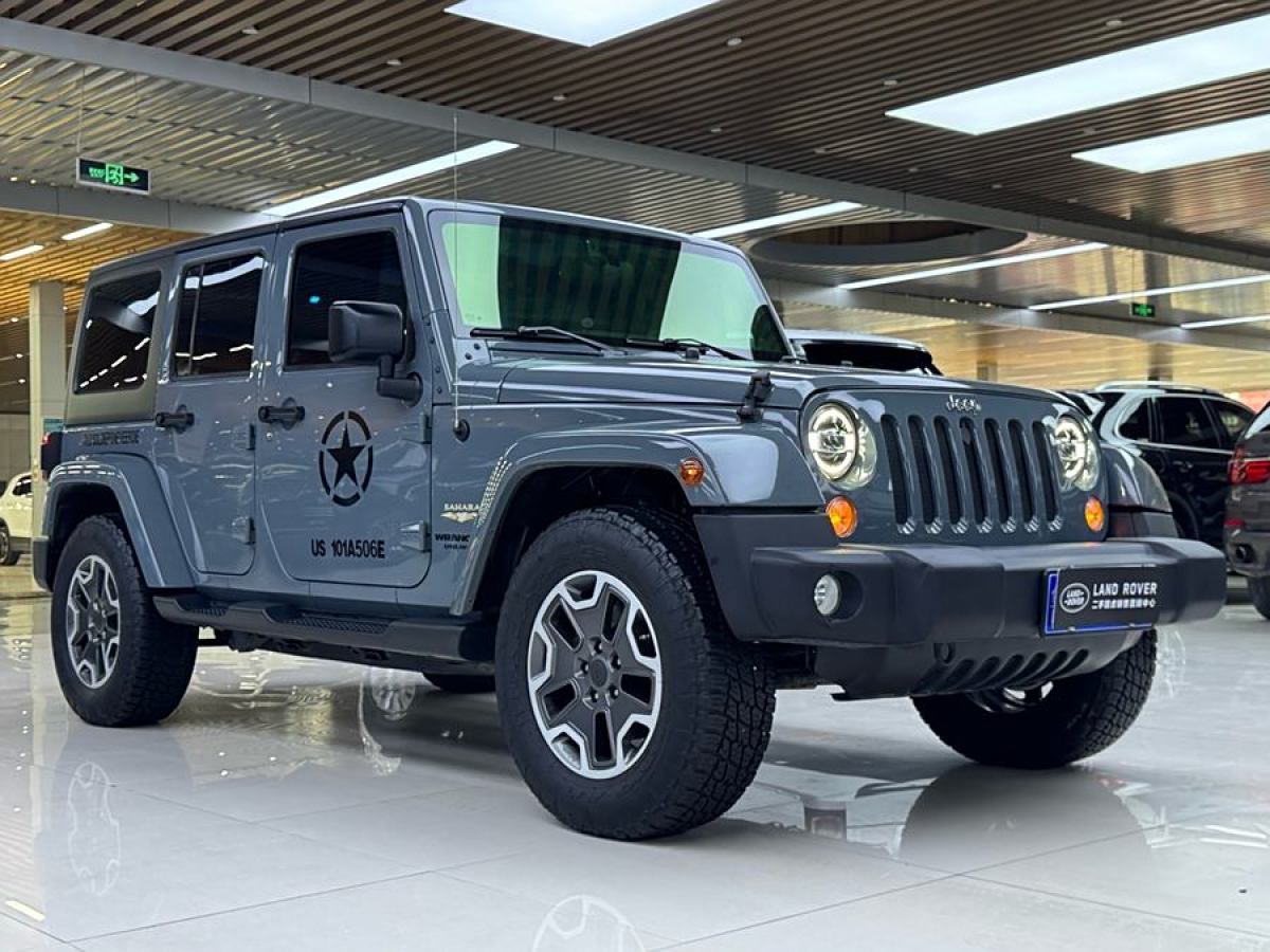 Jeep 牧馬人  2014款 3.0L Sahara 四門版圖片