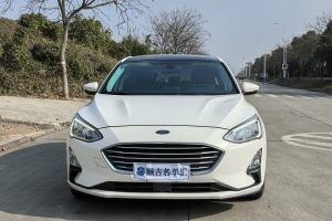 ?？怂?福特 兩廂 EcoBoost 180 自動(dòng)鋒潮型