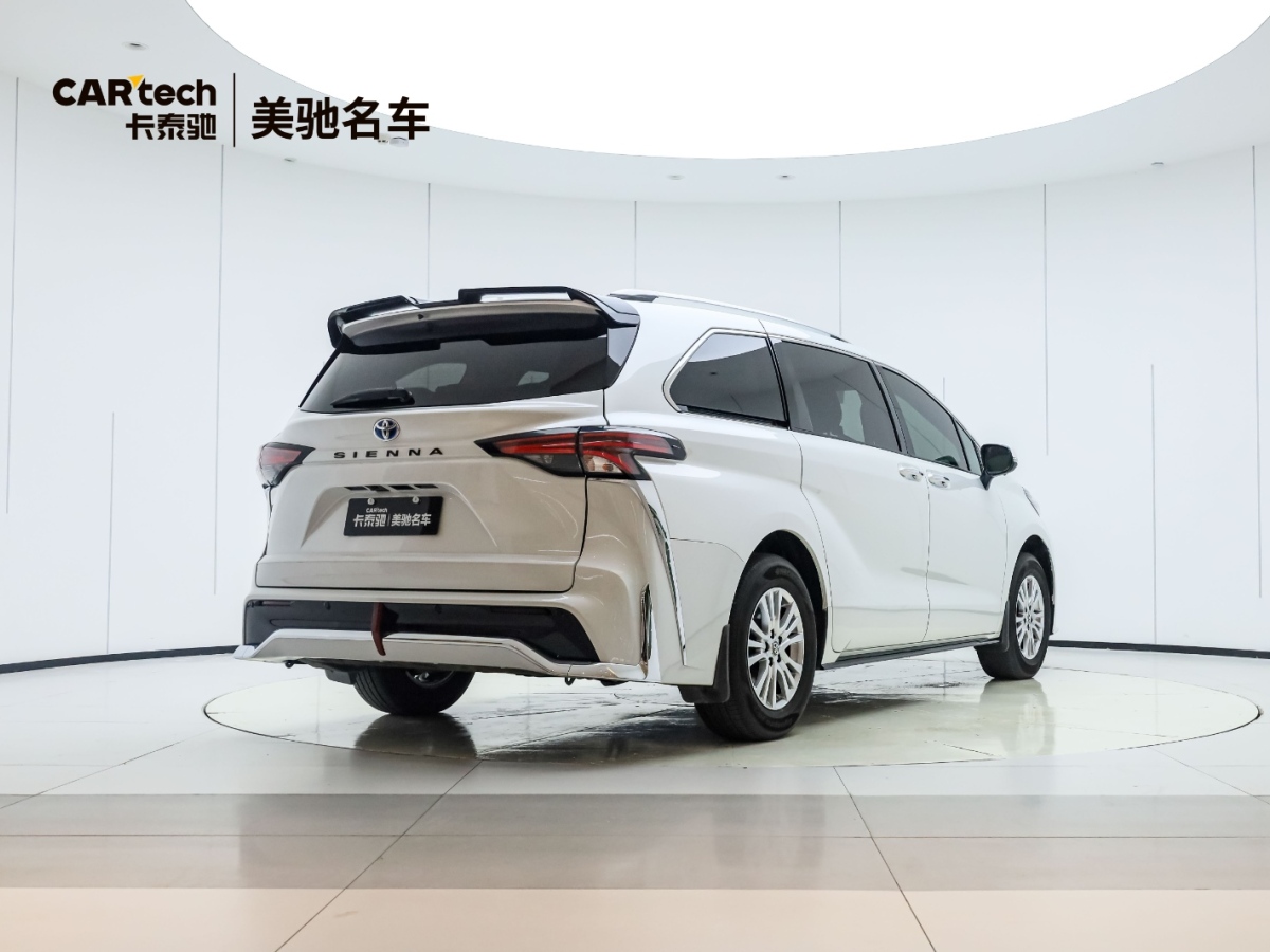 豐田 賽那SIENNA  2021款 2.5L混動 豪華版圖片