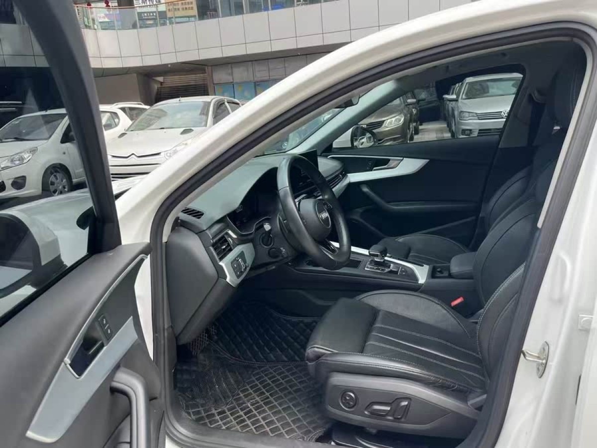 奧迪 奧迪A4L  2022款 40 TFSI 時尚動感型圖片
