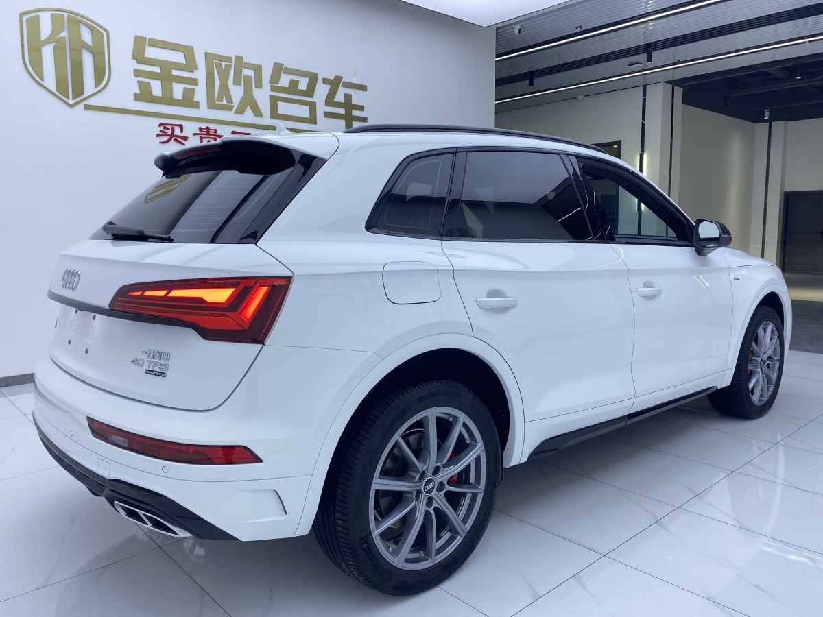 奧迪 奧迪Q5L  2024款 40 TFSI 豪華動(dòng)感型圖片