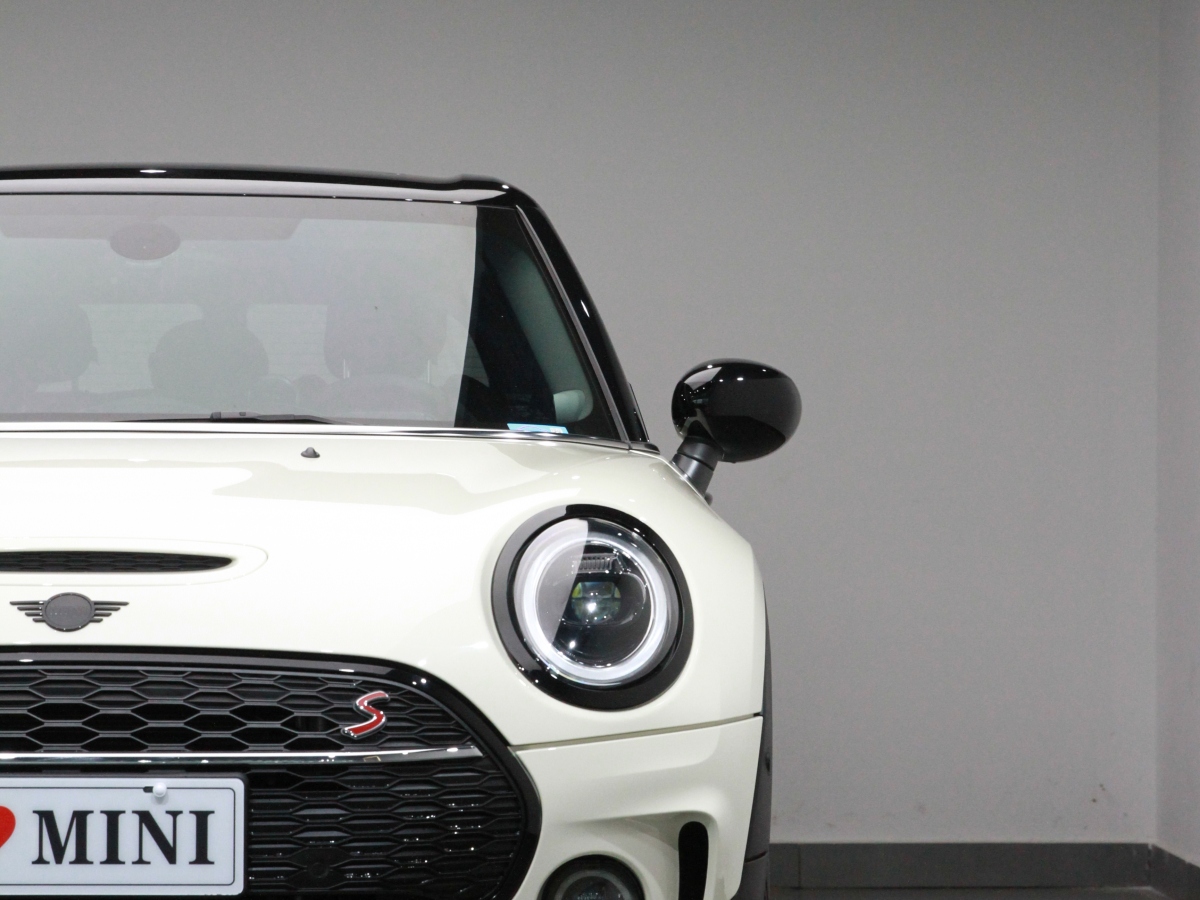 MINI CLUBMAN  2023款 改款 2.0T COOPER S 鉴赏家图片