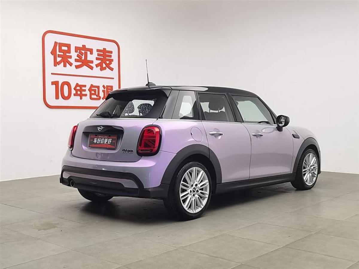 MINI MINI  2022款 改款 1.5T COOPER 經(jīng)典派 五門版圖片