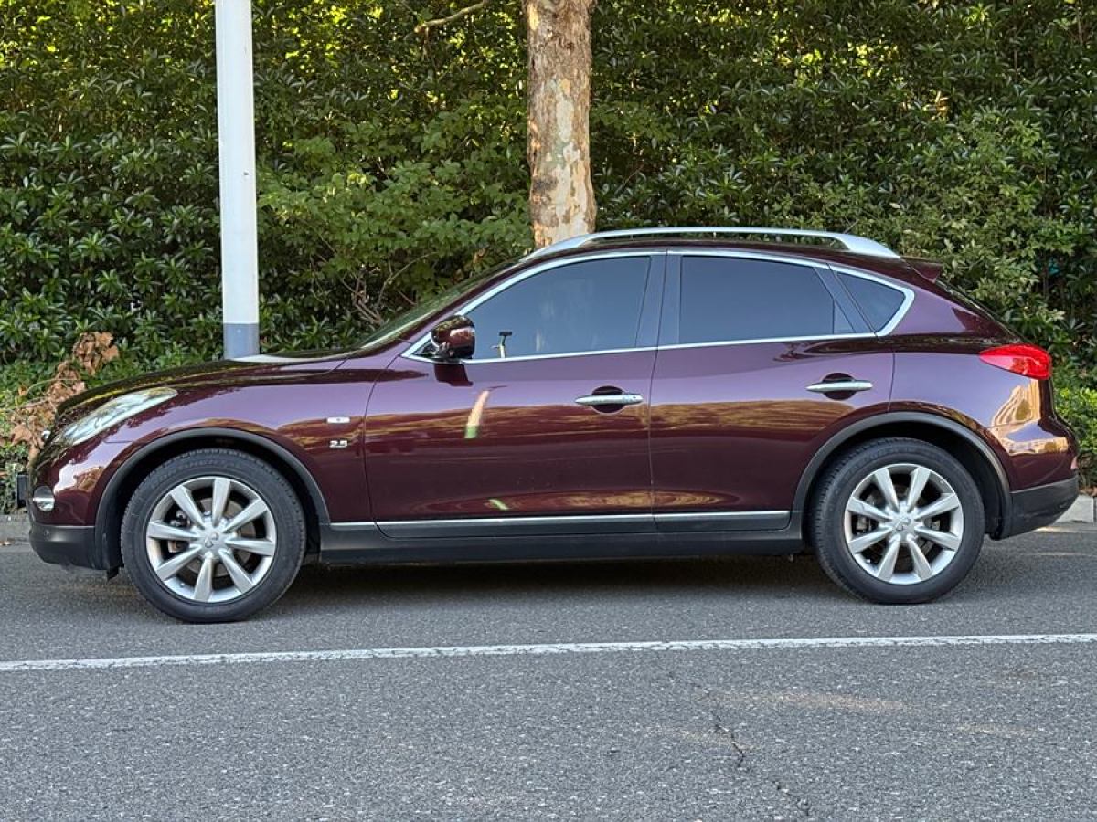 英菲尼迪 QX50  2013款 2.5L 兩驅(qū)尊雅版圖片