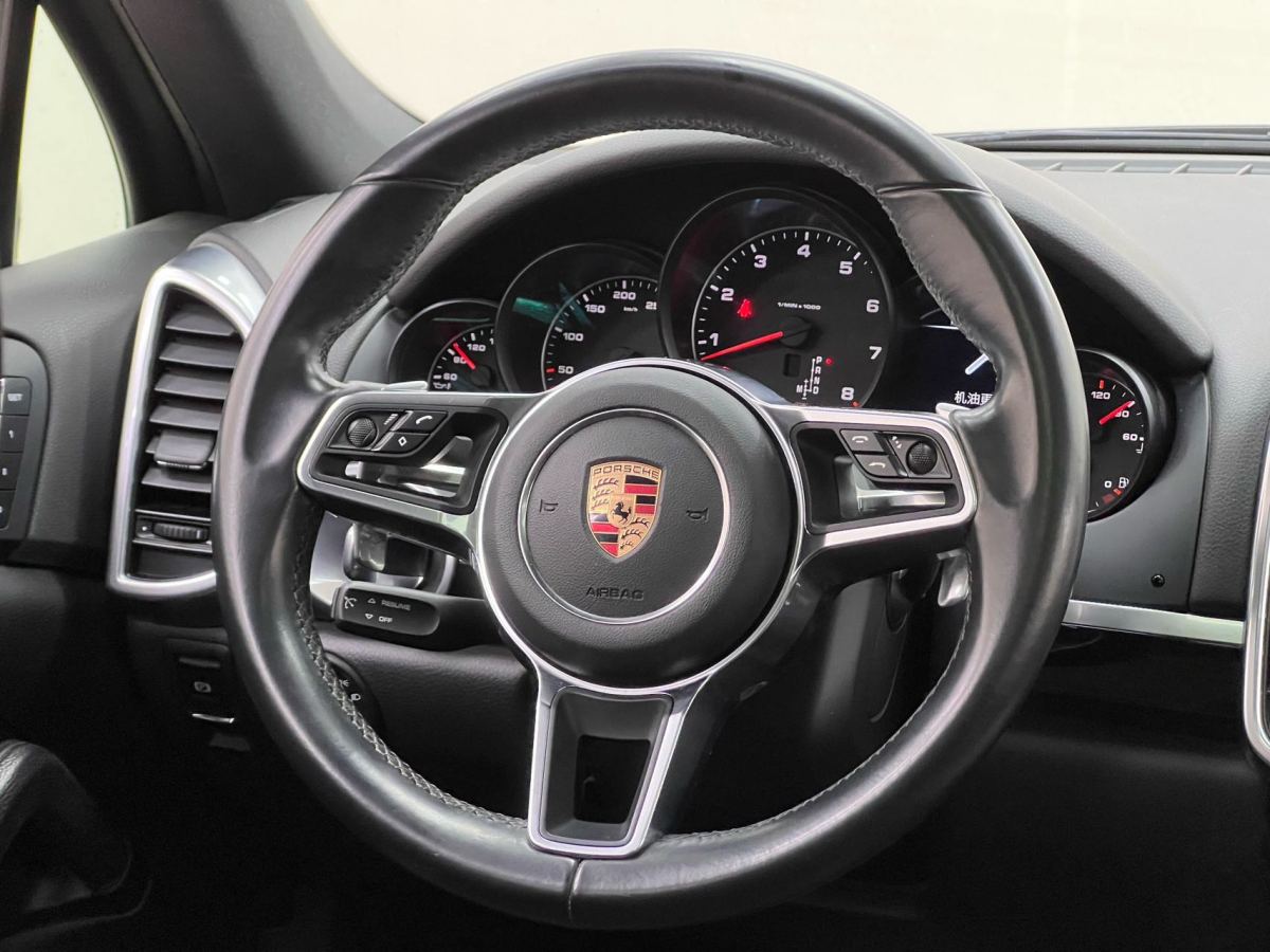 保時(shí)捷 Cayenne  2016款 Cayenne Platinum Edition 3.0T圖片