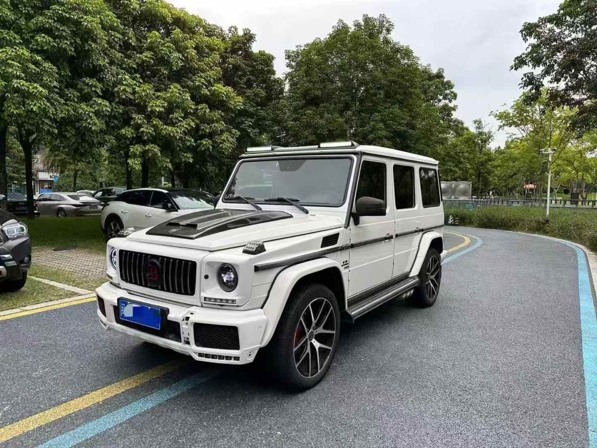 奔馳 V級(jí)  2016款 V 260 L 尊貴加長(zhǎng)版圖片