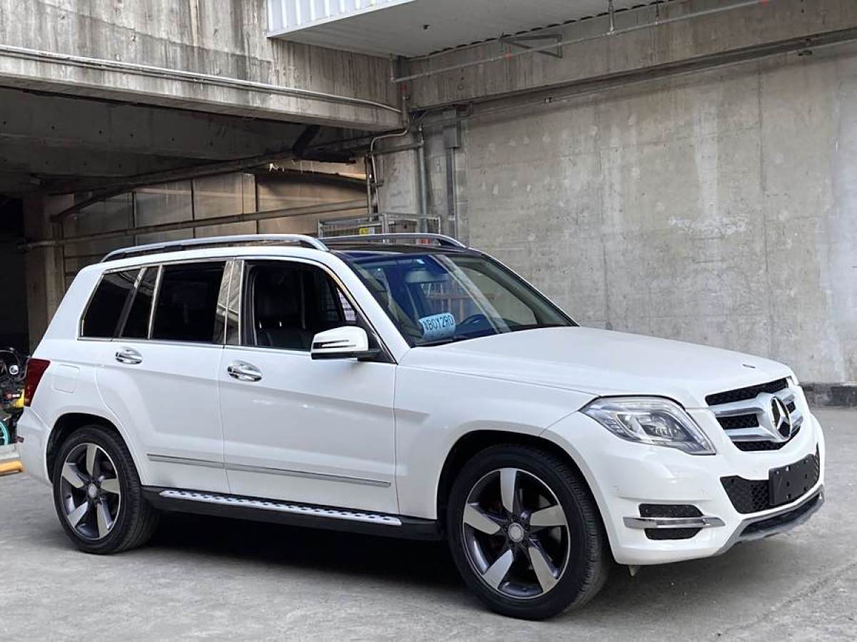 奔馳 奔馳GLK級  2015款 GLK 300 4MATIC 時尚型 極致版圖片