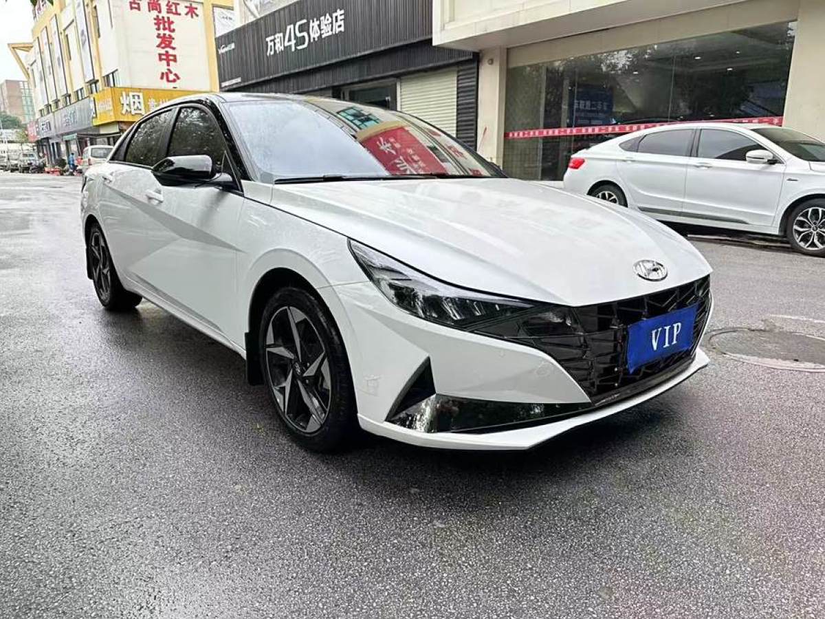 現(xiàn)代 伊蘭特  2021款 1.5L LUX尊貴版圖片