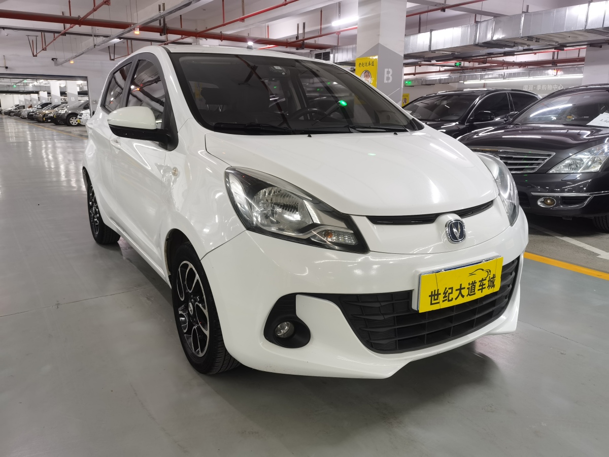 長(zhǎng)安 奔奔  2015款 1.4L IMT尊貴型 國(guó)V圖片