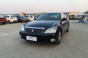 皇冠 豐田 2.5L Royal特別導(dǎo)航版