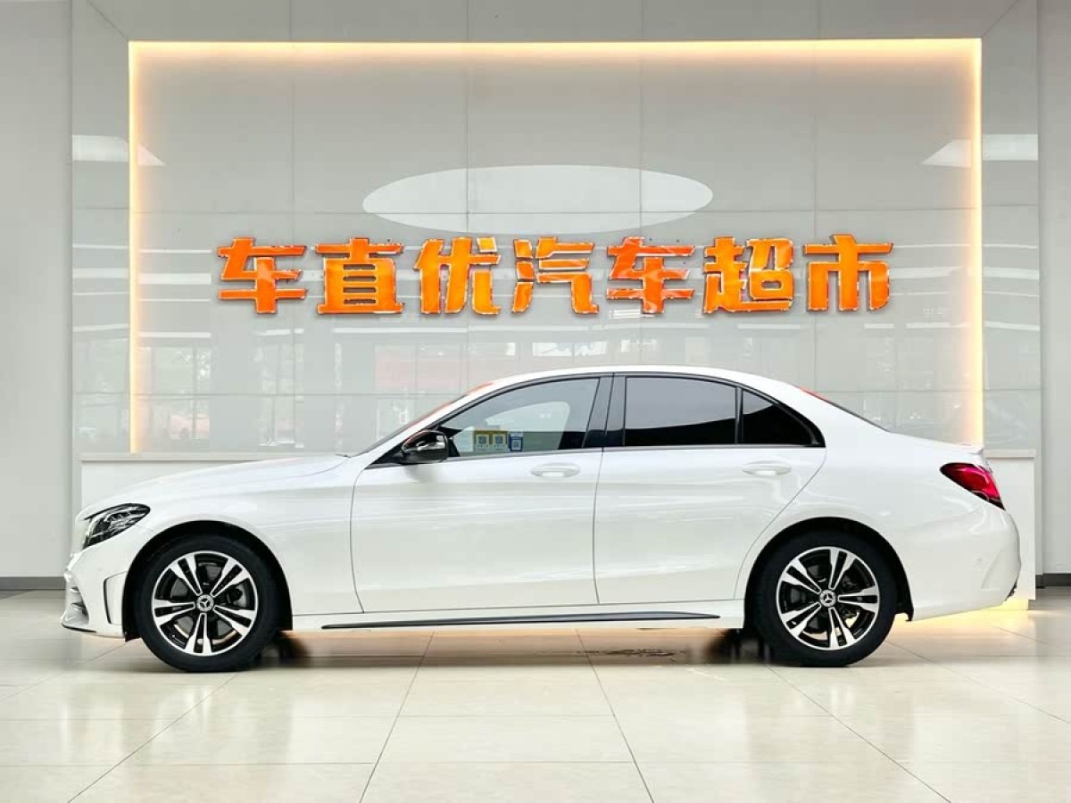奔馳 奔馳C級(jí)  2019款 改款 C 260 L 運(yùn)動(dòng)版圖片