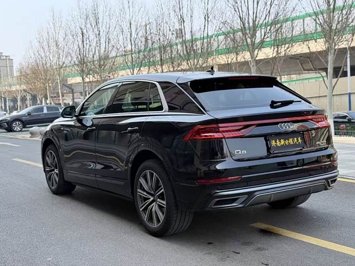 奧迪 奧迪Q8  2019款 45 TFSI 豪華致雅型圖片