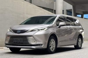 賽那SIENNA 豐田 2.5L混動 舒適版