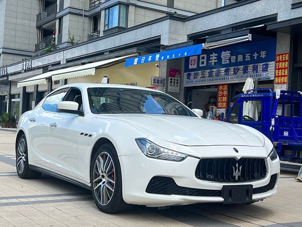 瑪莎拉蒂 Ghibli  2014款 3.0T 標(biāo)準(zhǔn)版圖片